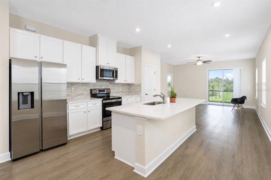 Furnished interior view inside a new home in , Bradenton (Image 10).