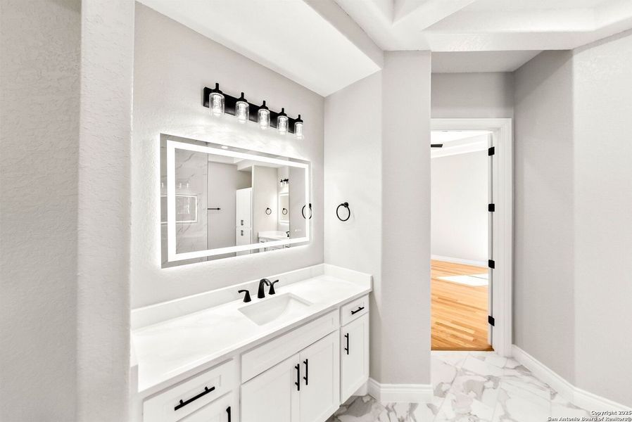 Furnished interior view inside a new home in , New Braunfels (Image 13).