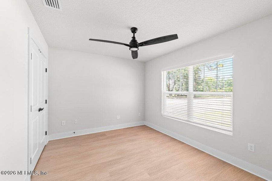 Spacious, unfurnished interior of a new home in , Jacksonville (Image 21).