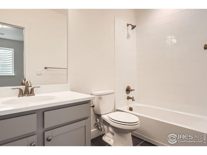 Furnished interior view inside a new home in Barefoot Lakes, Longmont (Image 12).