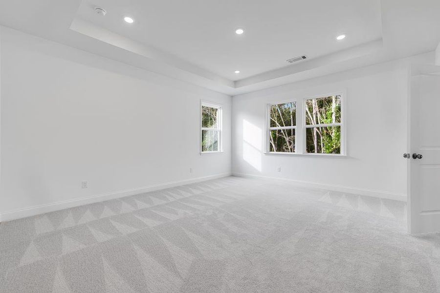 Spacious, unfurnished interior of a new home in Bennett Farm, Loganville (Image 24).