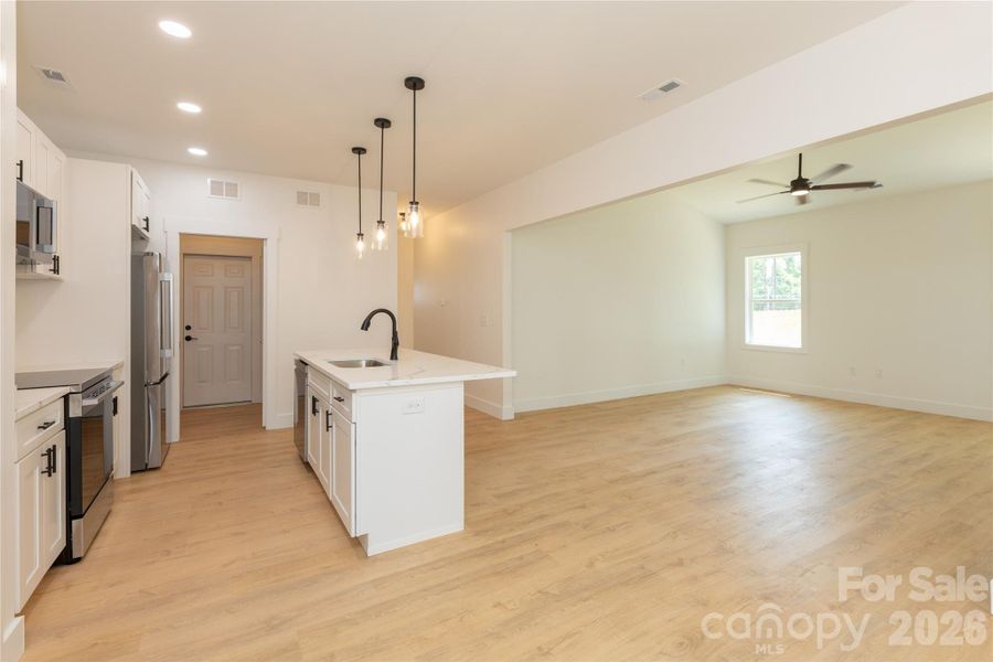 Spacious, unfurnished interior of a new home in , Concord (Image 14).