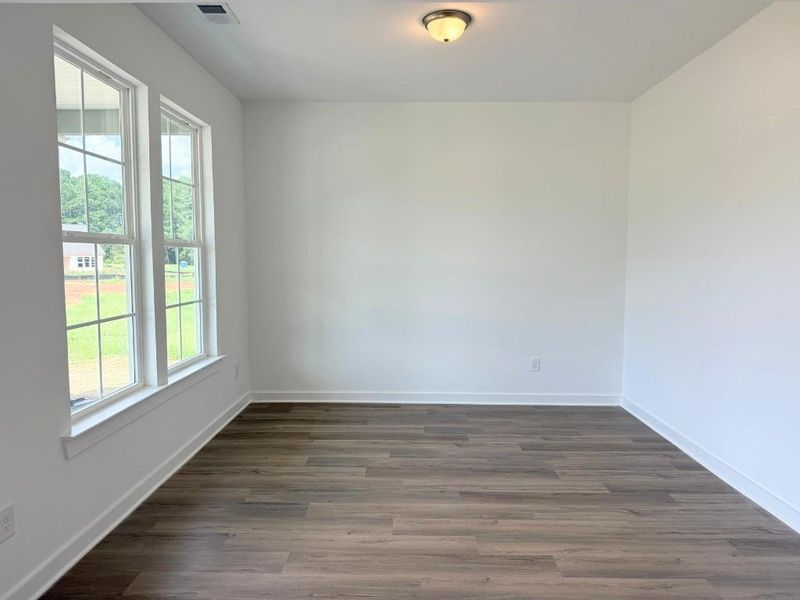 Spacious, unfurnished interior of a new home in Westlyn, Winder (Image 23).