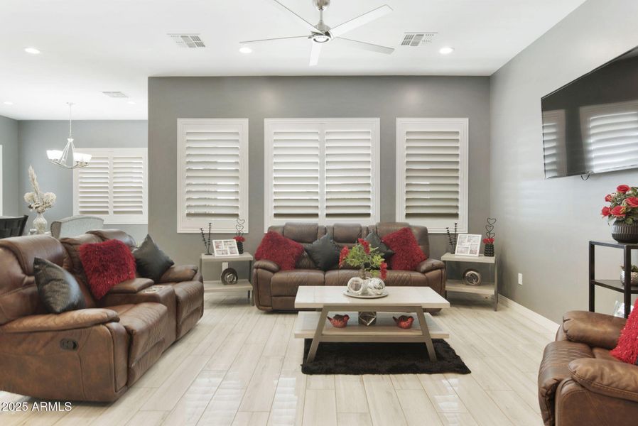 29-web-or-mls-_DSC0899