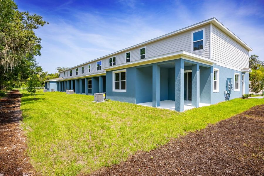 Gorgeous Covered Lanai
