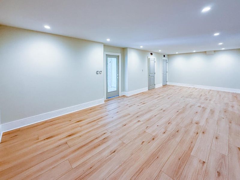 Spacious, unfurnished interior of a new home in , Isle Of Palms (Image 57). Spacious, unfurnished interior of a new home in , Isle Of Palms (Image 57).