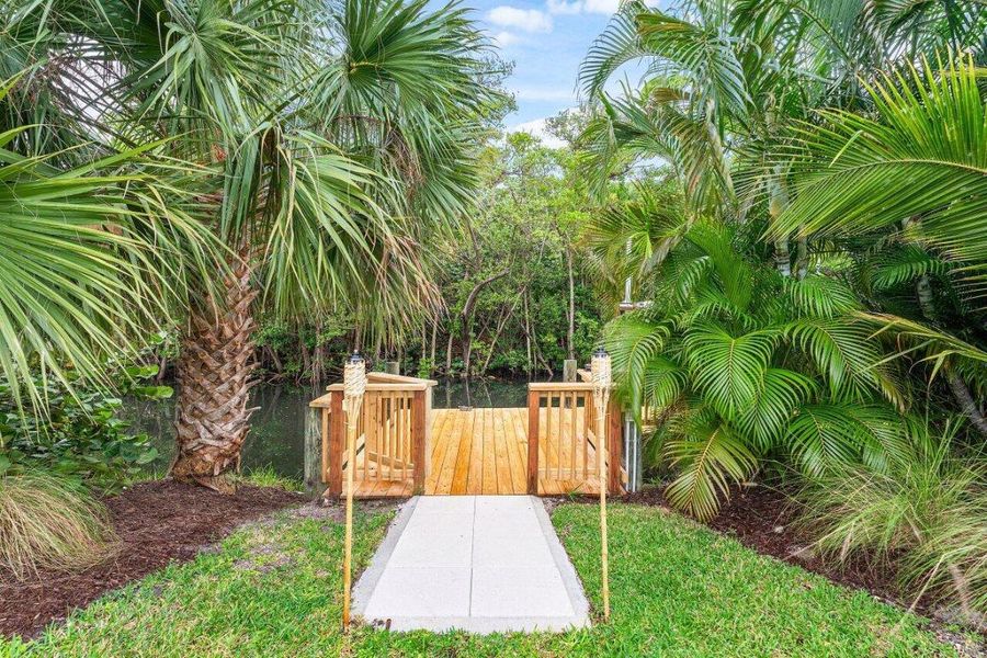 056-11823LakeShorePlace-NorthPalmBeach-F