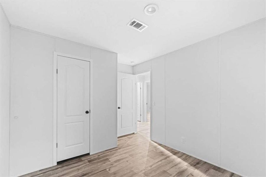 Spacious, unfurnished interior of a new home in , Eatonton (Image 16).