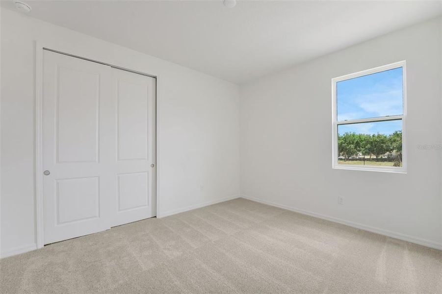 Spacious, unfurnished interior of a new home in Tuscan Hills, Dade City (Image 30).