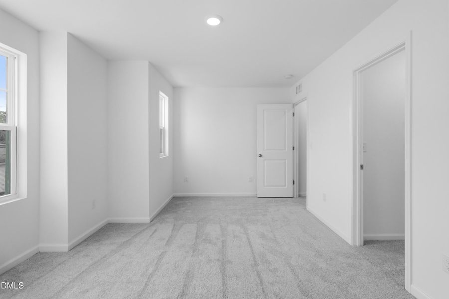 SUN_ElmGrove_Pic_Jackson_QMI_22_Bed3_1of