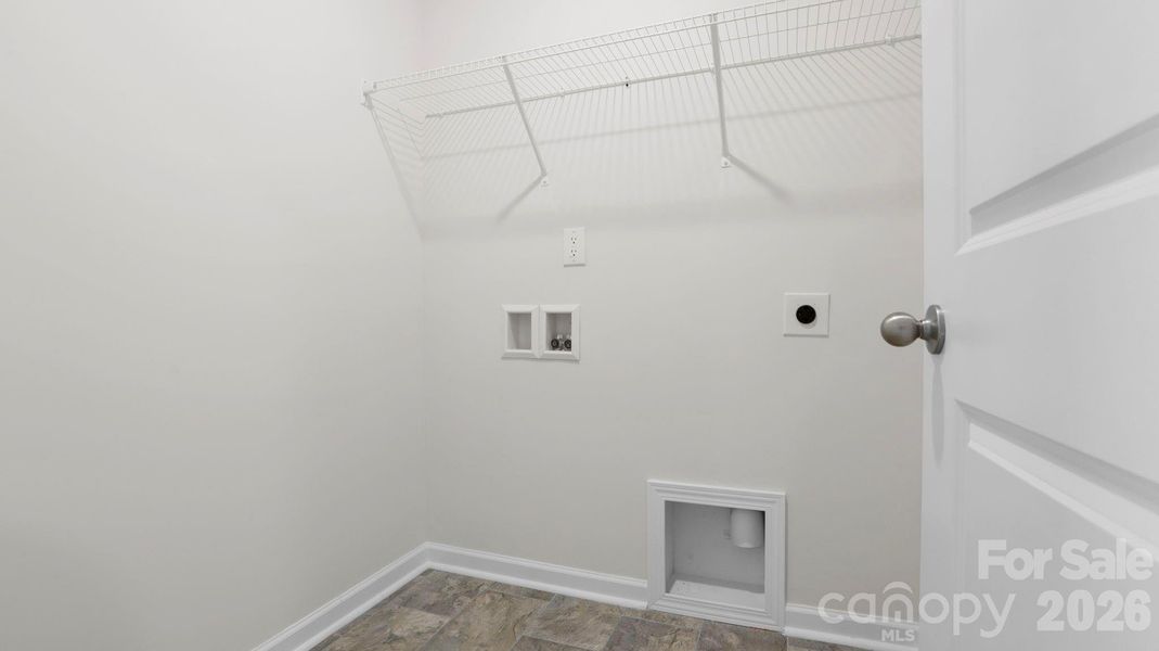 Spacious, unfurnished interior of a new home in Wildbrook Village, Waynesville (Image 21).