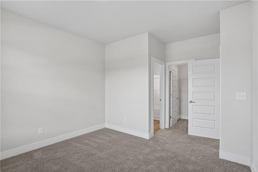 Spacious, unfurnished interior of a new home in , Villa Rica (Image 15).