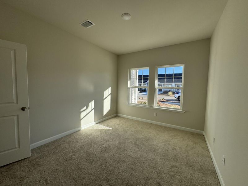 Spacious, unfurnished interior of a new home in Hammock Walk at Nexton, Summerville (Image 5).