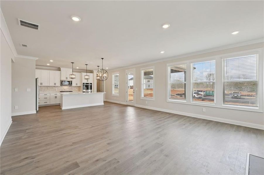 Spacious, unfurnished interior of a new home in River Pointe, Monroe (Image 38).