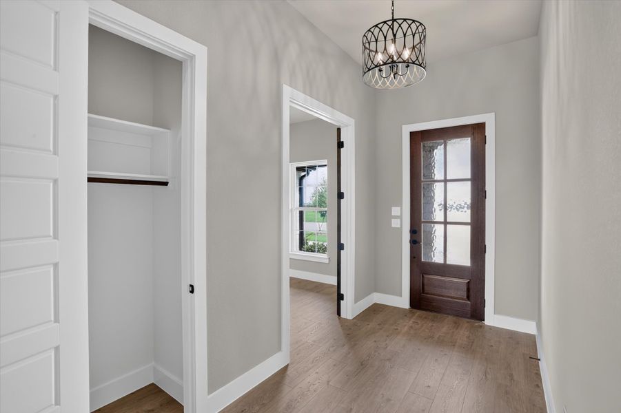 Spacious, unfurnished interior of a new home in Coyote Crossing, Godley (Image 17).