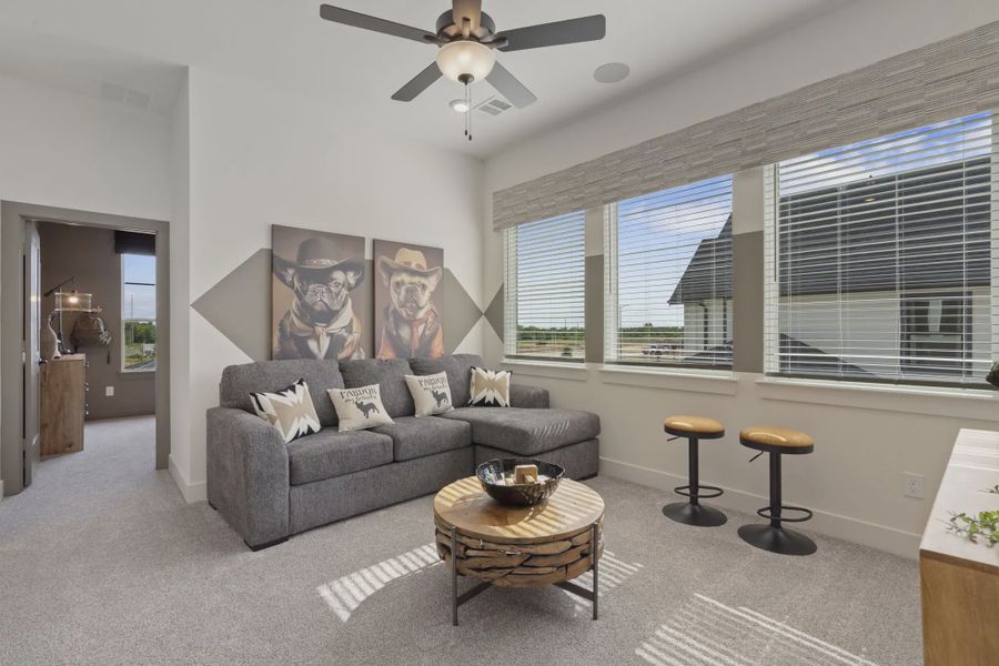 Furnished interior view inside a new home in Meridiana 50's and 60's, Manvel (Image 24).