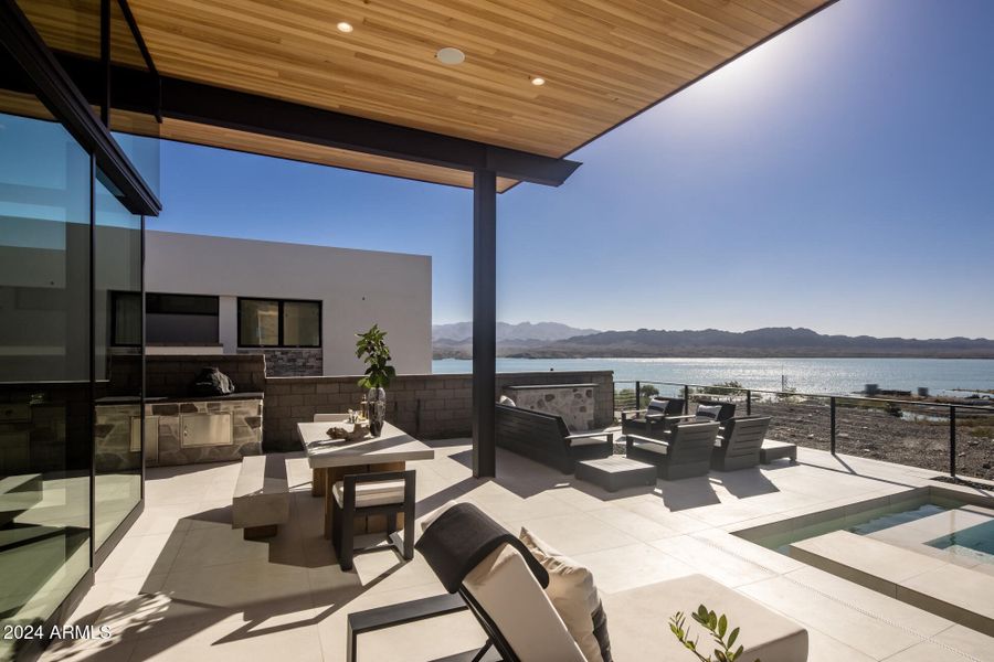 052_COVERED PATIO 052_COVERED PATIO