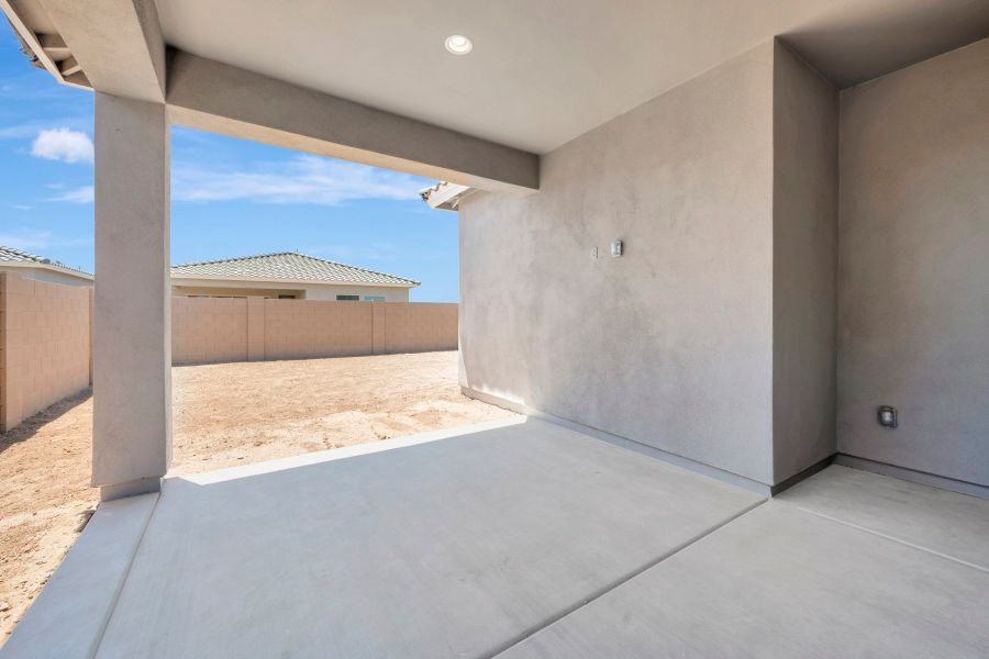 Exterior details and patio area of a home in Artesa at Soleo, San Tan Valley (Image 4). Exterior details and patio area of a home in Artesa at Soleo, San Tan Valley (Image 4).