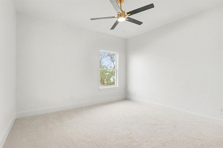 Spacious, unfurnished interior of a new home in , Dallas (Image 28). Spacious, unfurnished interior of a new home in , Dallas (Image 28).
