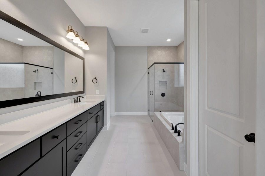 Furnished interior view inside a new home in Grand Central Park - Ascent Collection, Conroe (Image 14). Furnished interior view inside a new home in Grand Central Park - Ascent Collection, Conroe (Image 14).