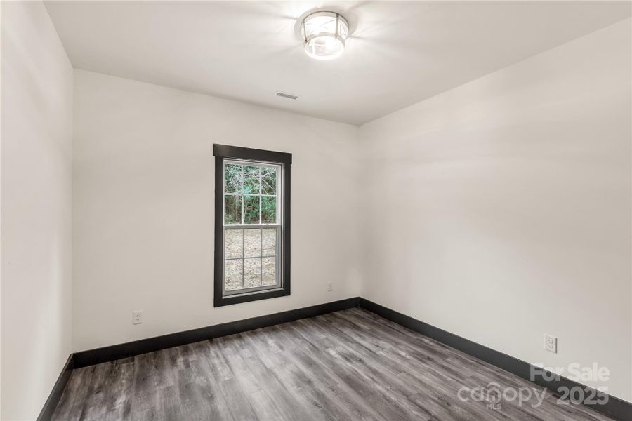 Spacious, unfurnished interior of a new home in , Chester (Image 10).