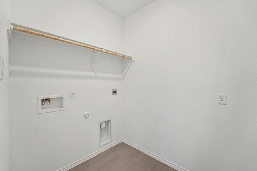 Spacious, unfurnished interior of a new home in Clayton Ranch, Copperas Cove (Image 37).