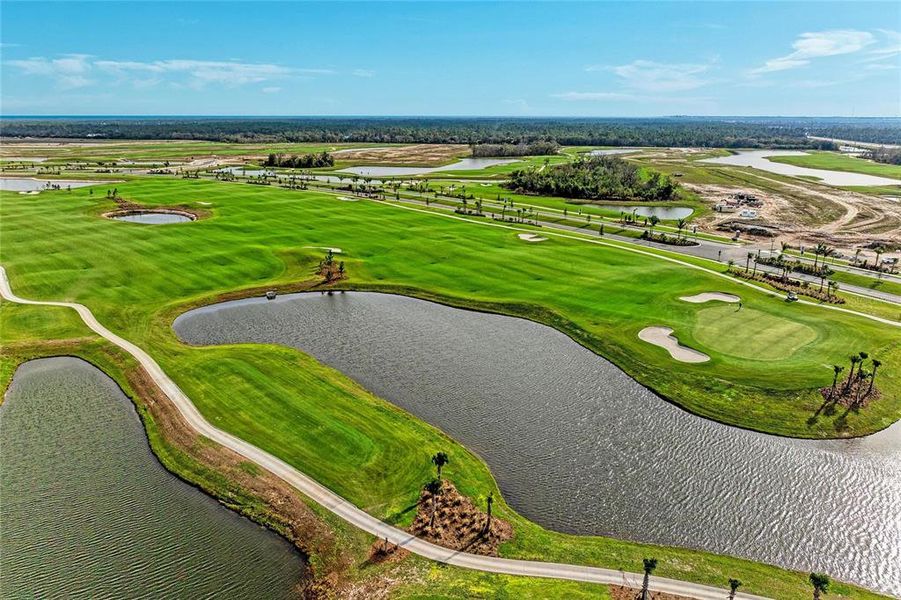 Natural landscape and outdoor views near Calusa Country Club in Lakewood Ranch (Image 49).