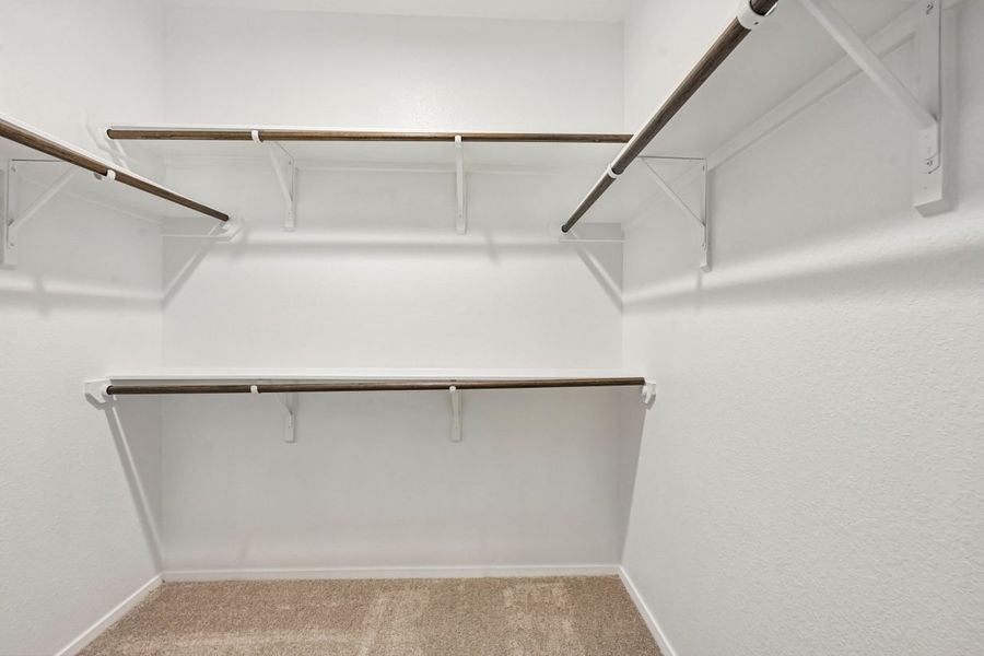 Spacious, unfurnished interior of a new home in Sorella, Tomball (Image 21).