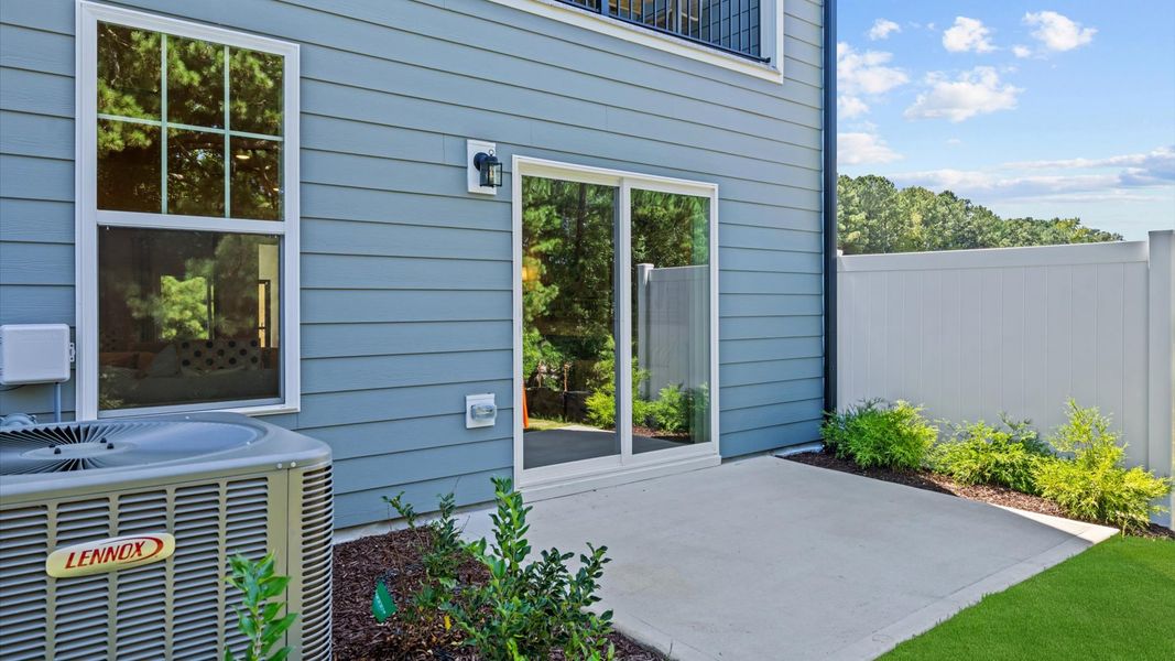 Representative furnished interior of a home built from the Harlow by DRB Homes in Bayberry, Raleigh (Image 59).