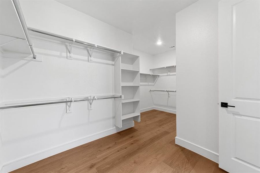 Furnished interior view inside a new home in Lincoln Pointe, Van Alstyne (Image 8).