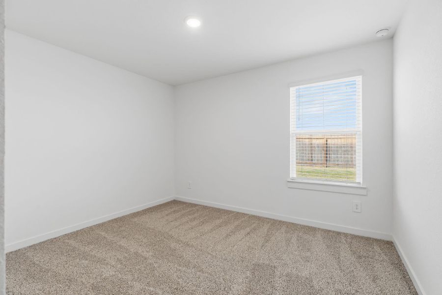 Spacious, unfurnished interior of a new home in , Fulshear (Image 24).