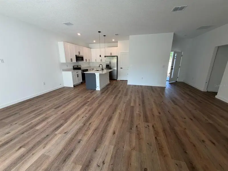 Spacious, unfurnished interior of a new home in , Dunnellon (Image 30). Spacious, unfurnished interior of a new home in , Dunnellon (Image 30).