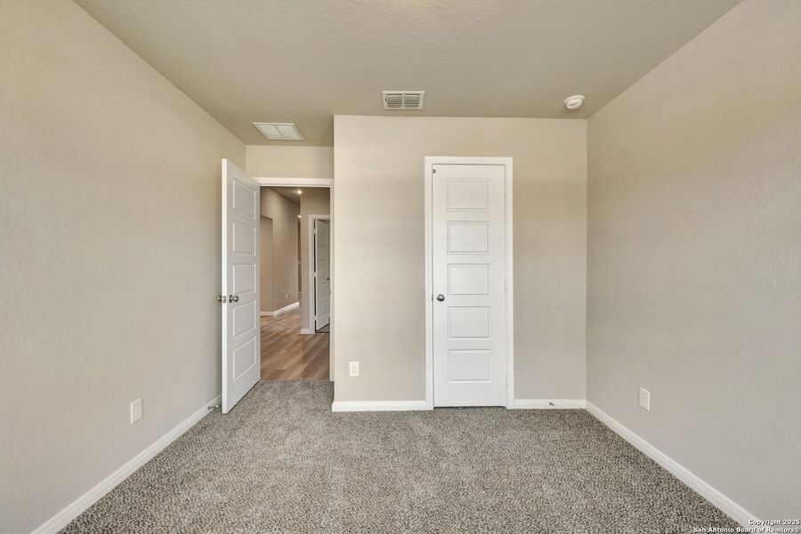 Spacious, unfurnished interior of a new home in Greenspoint Heights, Seguin (Image 37). Spacious, unfurnished interior of a new home in Greenspoint Heights, Seguin (Image 37).