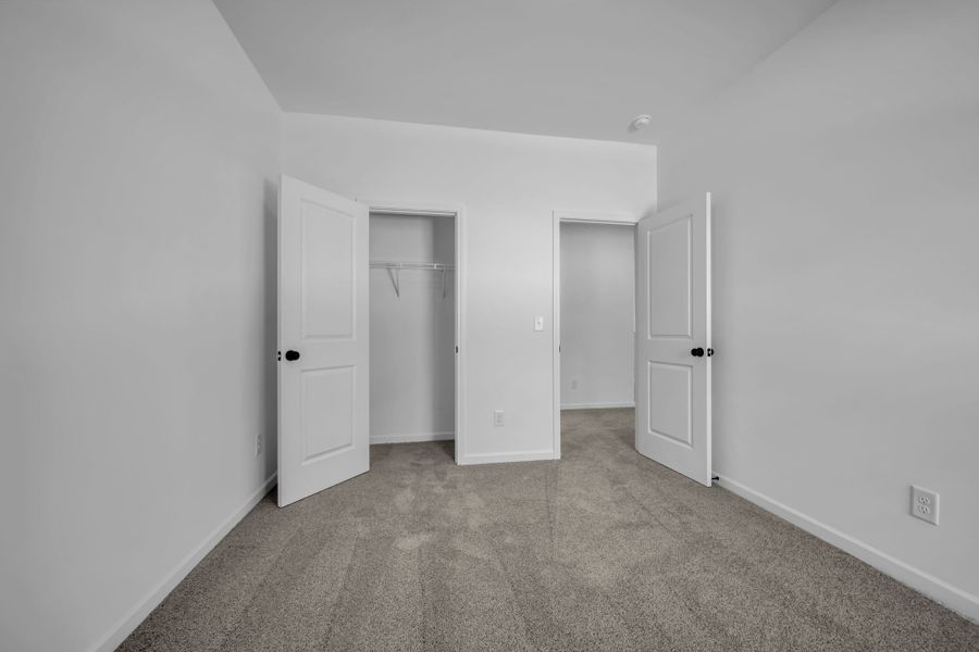 Spacious, unfurnished interior of a new home in Ironhorse, Dickson (Image 22).