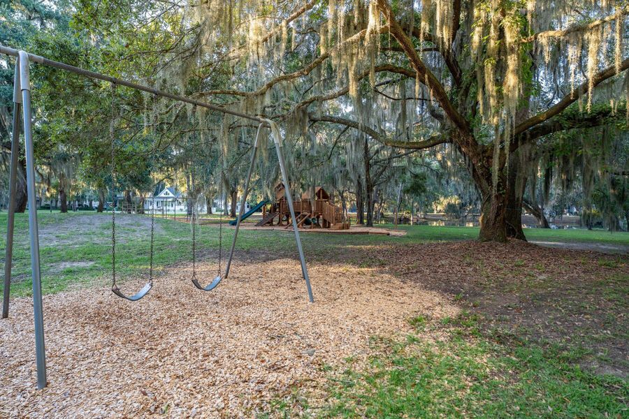 Image 68 of a home in .