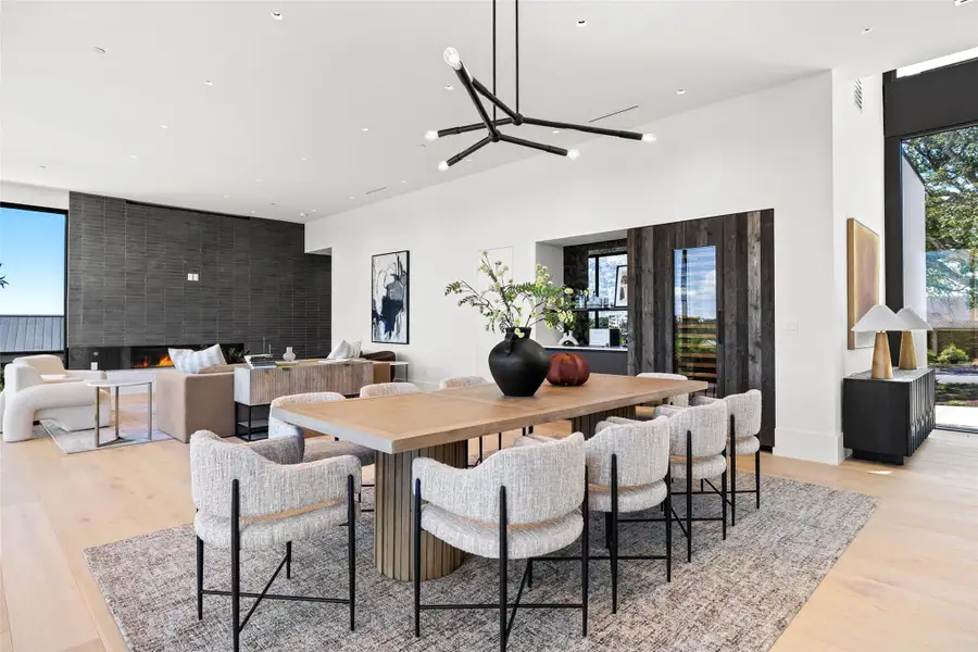 Furnished interior view inside a new home in , Austin (Image 7).