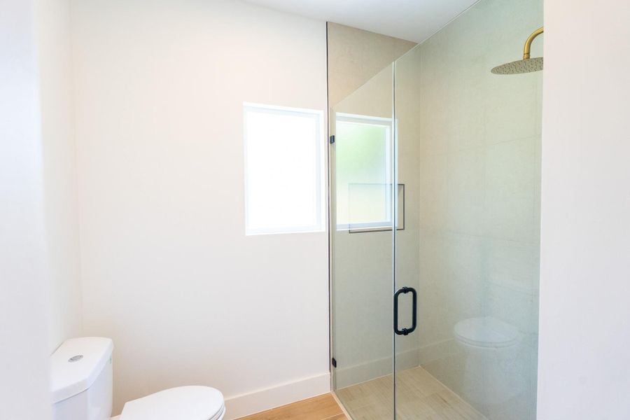Furnished interior view inside a new home in , Pasadena (Image 6).