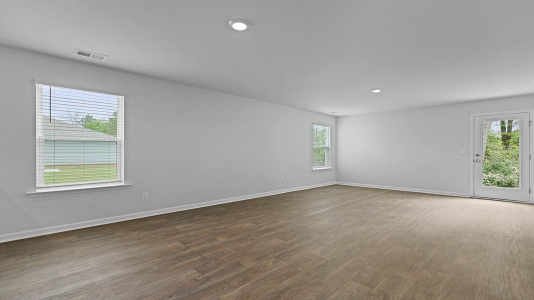 Spacious, unfurnished interior of a new home in Center Pointe, Santee (Image 18).