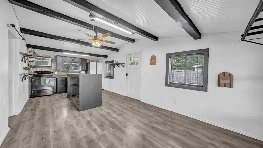 Image 32 of a home in .