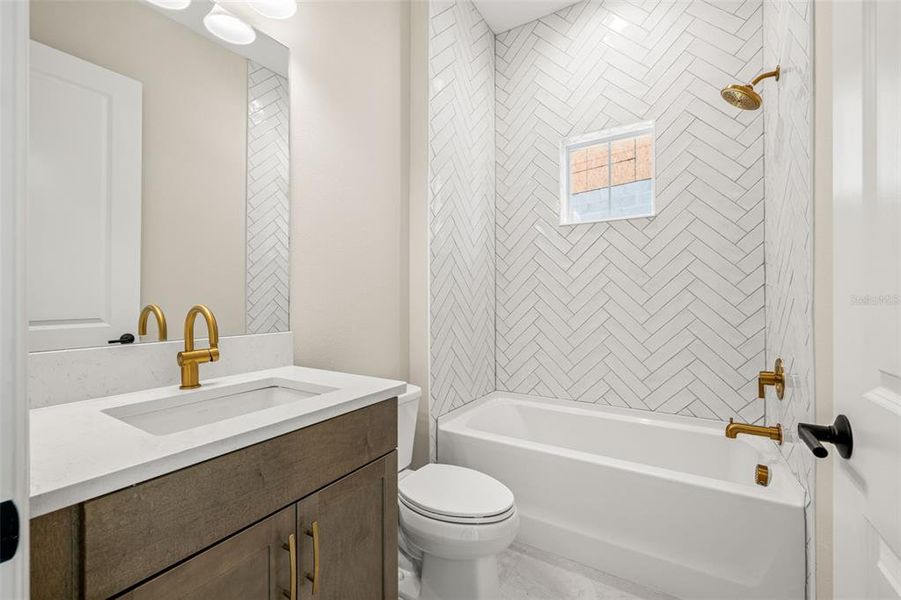 Image 28 of a home in .