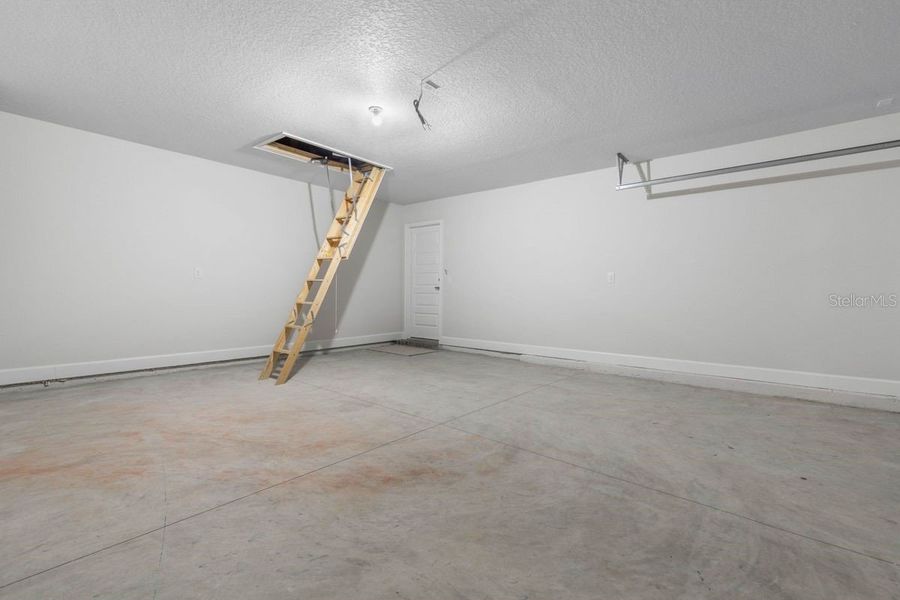 Spacious, unfurnished interior of a new home in Palm Coast, Palm Coast (Image 18). Spacious, unfurnished interior of a new home in Palm Coast, Palm Coast (Image 18).