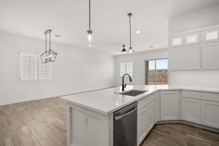 Representative furnished interior of a home built from the Sand Hills by LEH. Homes in Tierra Del Este 90, El Paso (Image 8). Representative furnished interior of a home built from the Sand Hills by LEH. Homes in Tierra Del Este 90, El Paso (Image 8).