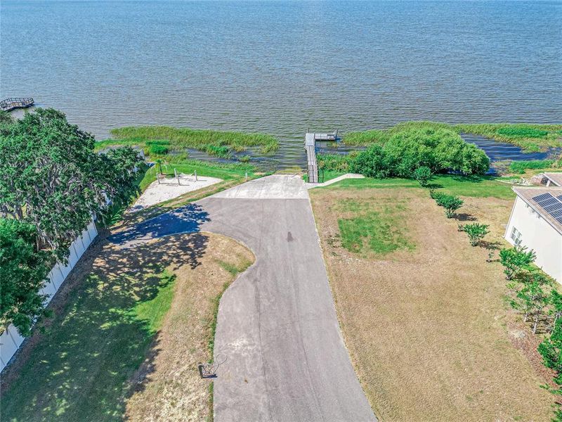 Natural landscape and outdoor views near  in Auburndale (Image 43).