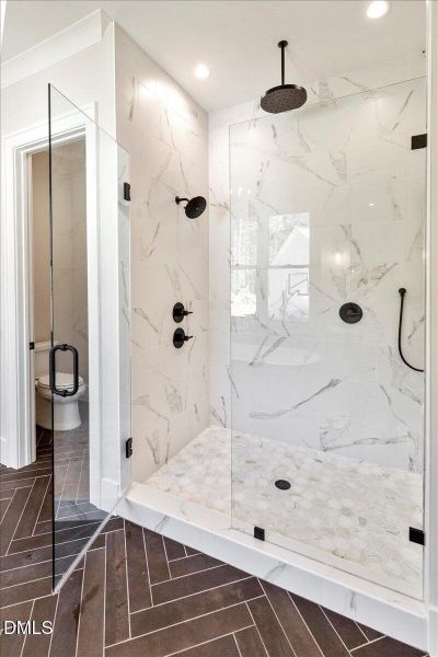 100-7824 Ailesbury Rd 100-7824 Ailesbury Rd