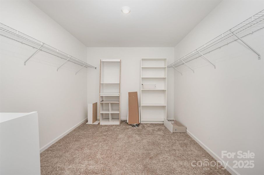 Spacious, unfurnished interior of a new home in Parkside Crossing, Charlotte (Image 25).