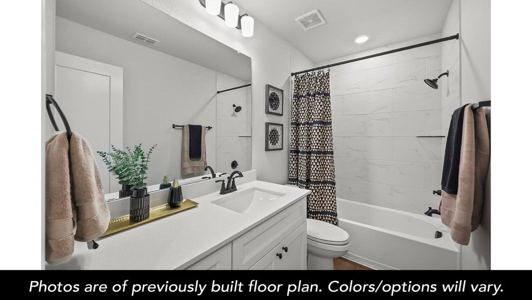 Furnished interior view inside a new home in Lexington Heights, Willis (Image 11). Furnished interior view inside a new home in Lexington Heights, Willis (Image 11).