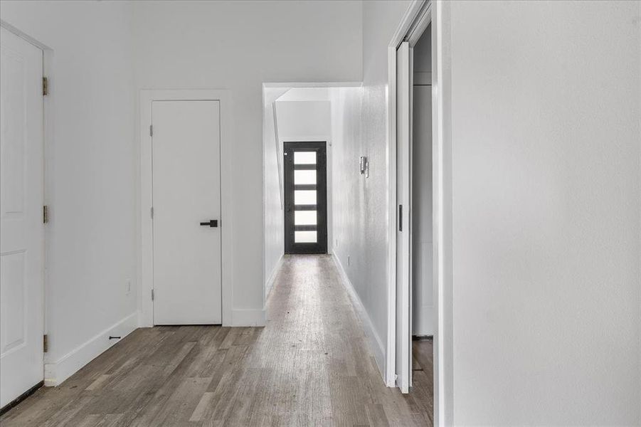 Spacious, unfurnished interior of a new home in , Dallas (Image 28).