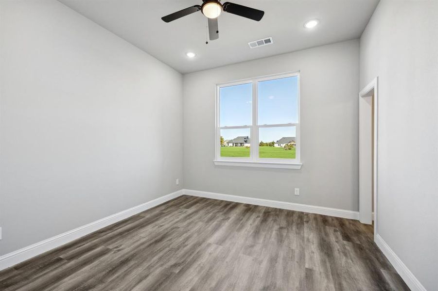 Spacious, unfurnished interior of a new home in , Royse City (Image 22).