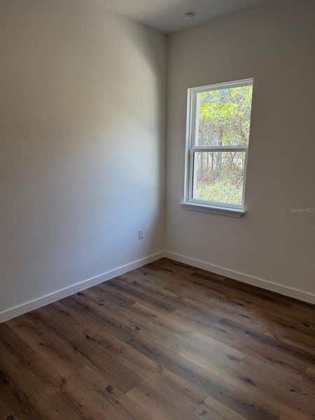 Spacious, unfurnished interior of a new home in , Ocala (Image 20).