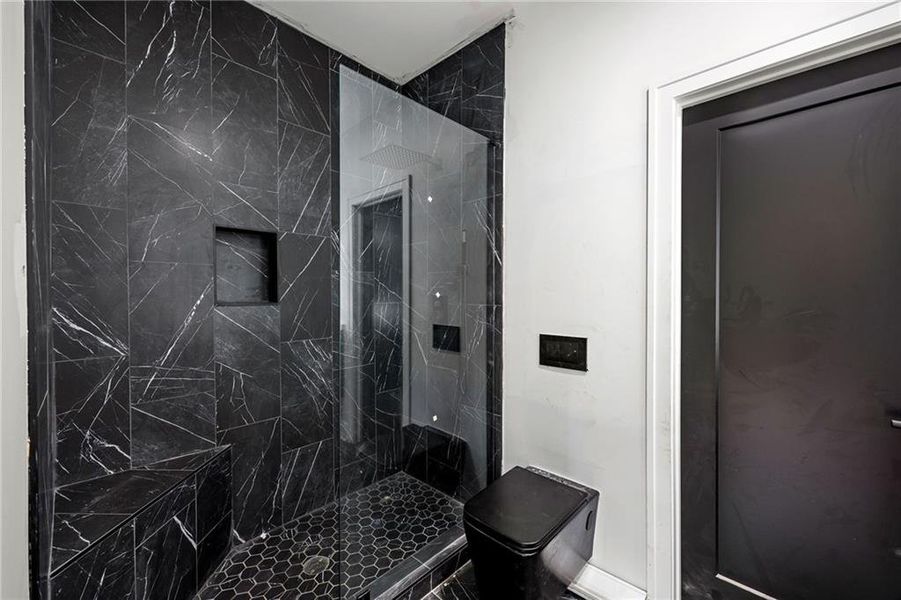 Furnished interior view inside a new home in , Alpharetta (Image 26).